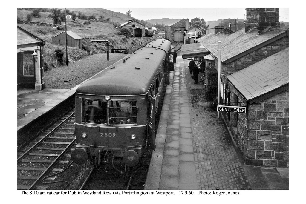 Westport. 'Cu na Mara' express for Dublin. 17.9.60