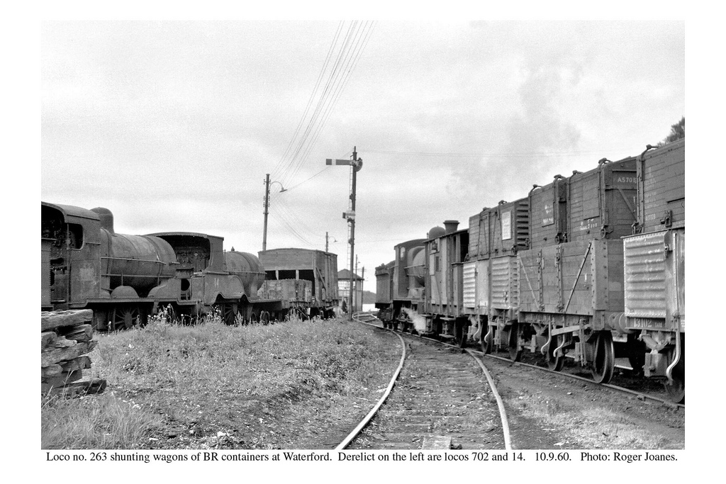 Waterford. Loco 263 shunting containers. 10.9.60