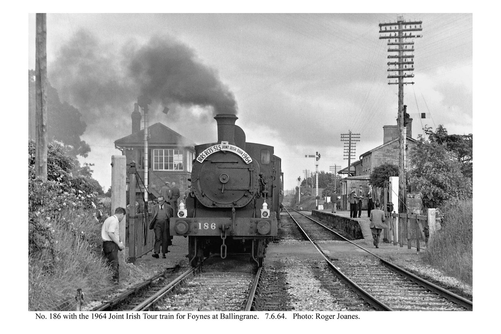 Ballingrane. 186 & railtour for Foynes. 7.6.64