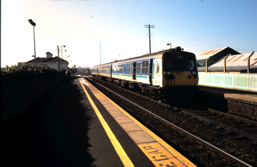 Northern Ireland Railways Class 80 Power Car 86 at Moira 14th March 2003