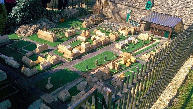 bourton-model-village-2%25255B6%25255D.j