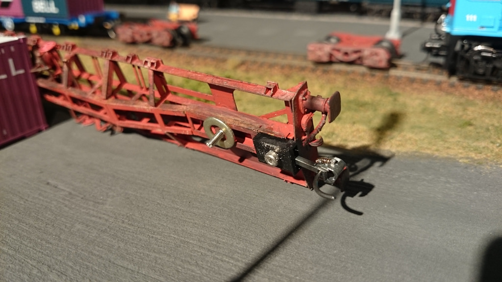 SSM 42'flat Irish Model Railway with body mounted Kadee