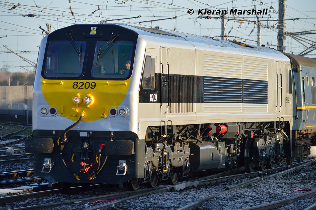 8209 departs Connolly, 13/12/14