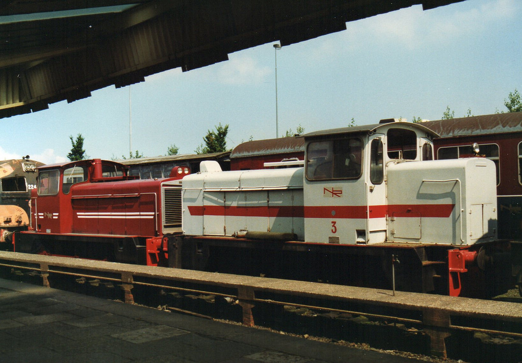 Northern Ireland Railways DH Class no 3 & 2