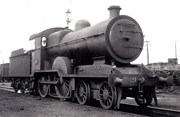Class D 2 - 321 - GS&WR Class 321 4-4-0 - built 1904 by Inchicore Works - 1924 rebuilt with Belpaire boiler, 1933 rebuilt with Belpaire boiler, 1945 to CIE - withdrawn 1957.