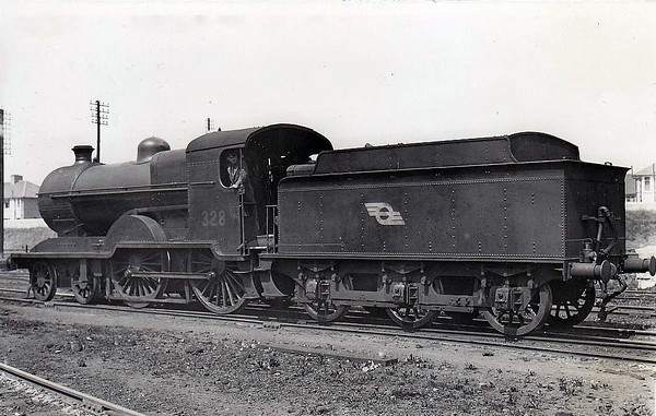 Class D 3 - 328 - GS&WR Class 321 4-4-0, built 1905 by Inchicore Works - 1922 rebuilt with new frames, 1925 to GSR, 1933 rebuilt with Belpaire boiler, 1945 to CIE - withdrawn 1959.