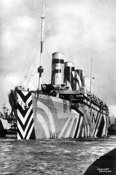 398px-RMS_Olympic_in_WWI_dazzle_paint.jpg