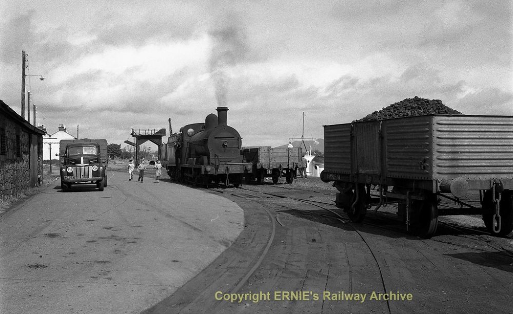 Dundalk Quay Ex GNRI Class QG  154 7Aug59 img547