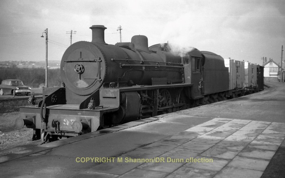 369 Strabane 97 with 104's tender 13Feb65 (Mike Shannon)  369
