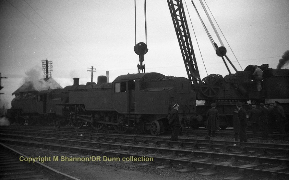 515 Portadown re-railing WT55 ca1964'5 (Mike Shannon)  515