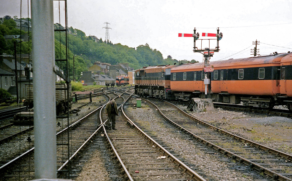 1978.05.24 wednesday-145Q.Cork.181..078 on the empty stock of an A.C.Supertrain