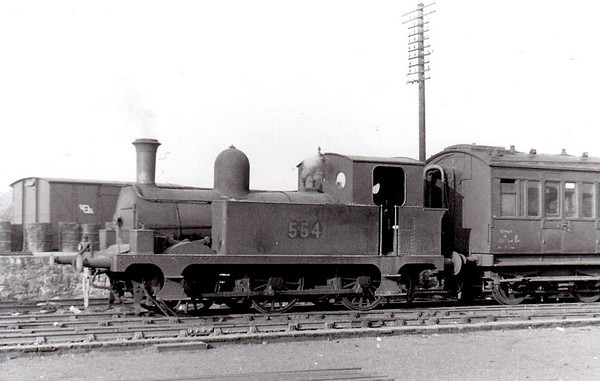 Class J26 - 554 - M&GWR Class E 0-6-0T, built 1891 by Sharp Stewart as Midland & Great Western Railway No.109 FLY - 1925 to GSR as No.554, 1945 to CIE - withdrawn 1960 - seen here at Galway, 04/55.