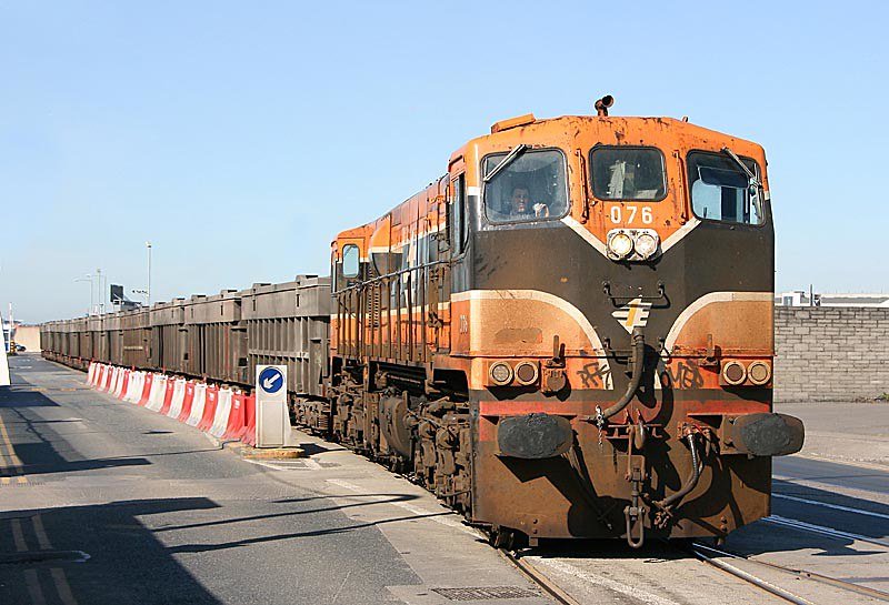 076, Alexandra Road, 31 March 2009