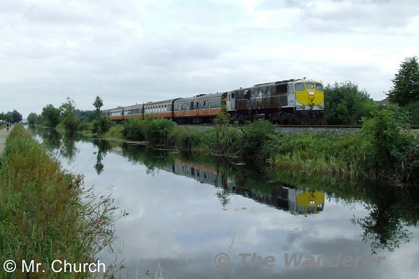 072 passes Ashtown with the late running 1205 Connolly - Boyle Ety. RPSI Carriages. The carriages were en-route to Boyle for filming of Moone Boy . Wed 28.08.13

Photo courtesy of Mr. Church.