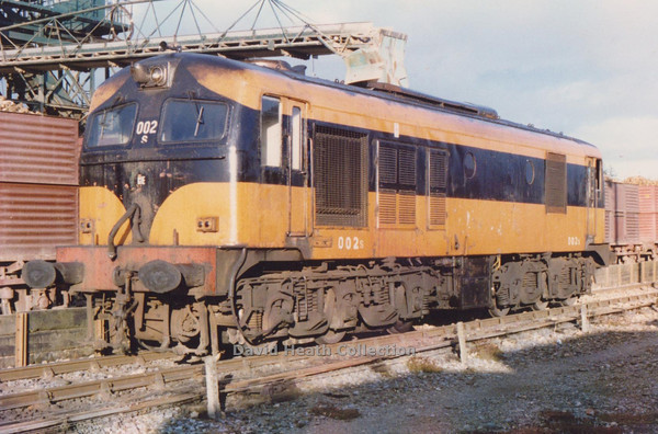 002 (CIE Branding & Livery) Wellington Bridge c 1982  D Heath