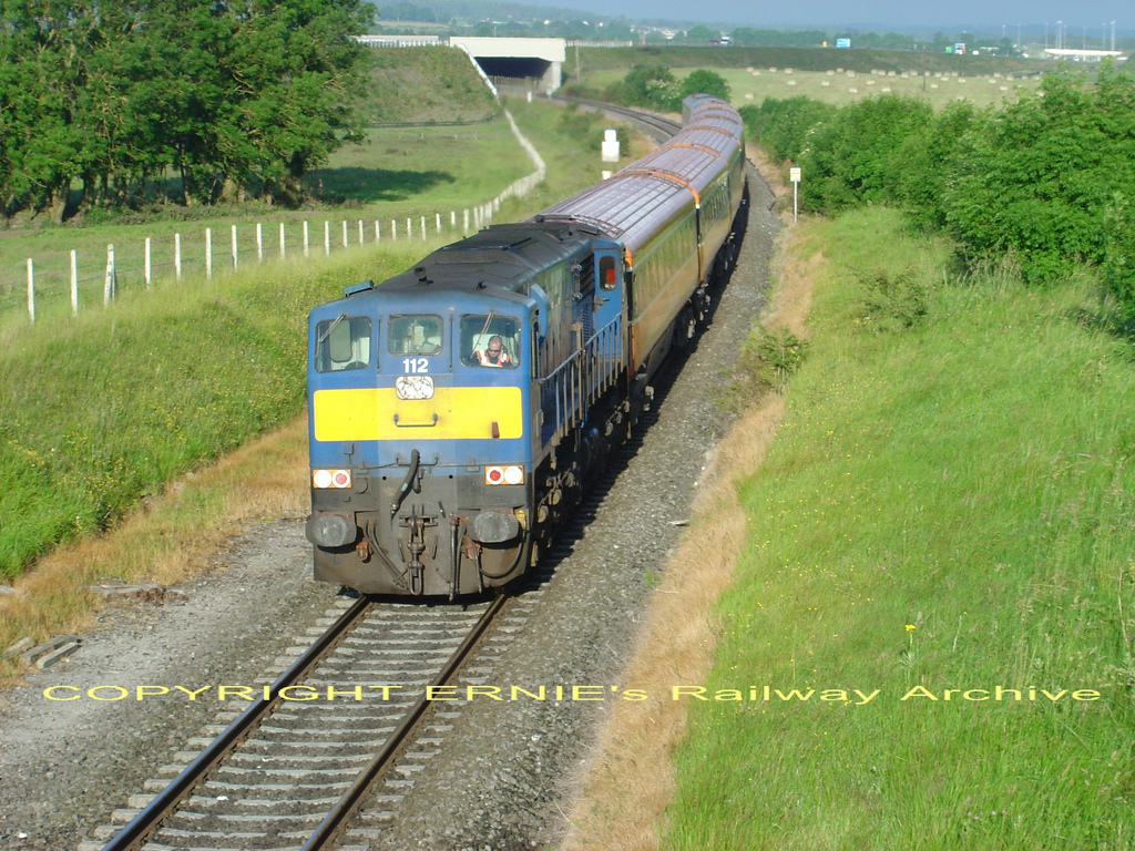 Cherryville 112 Morning train from Carlow June 2005 DSC03081