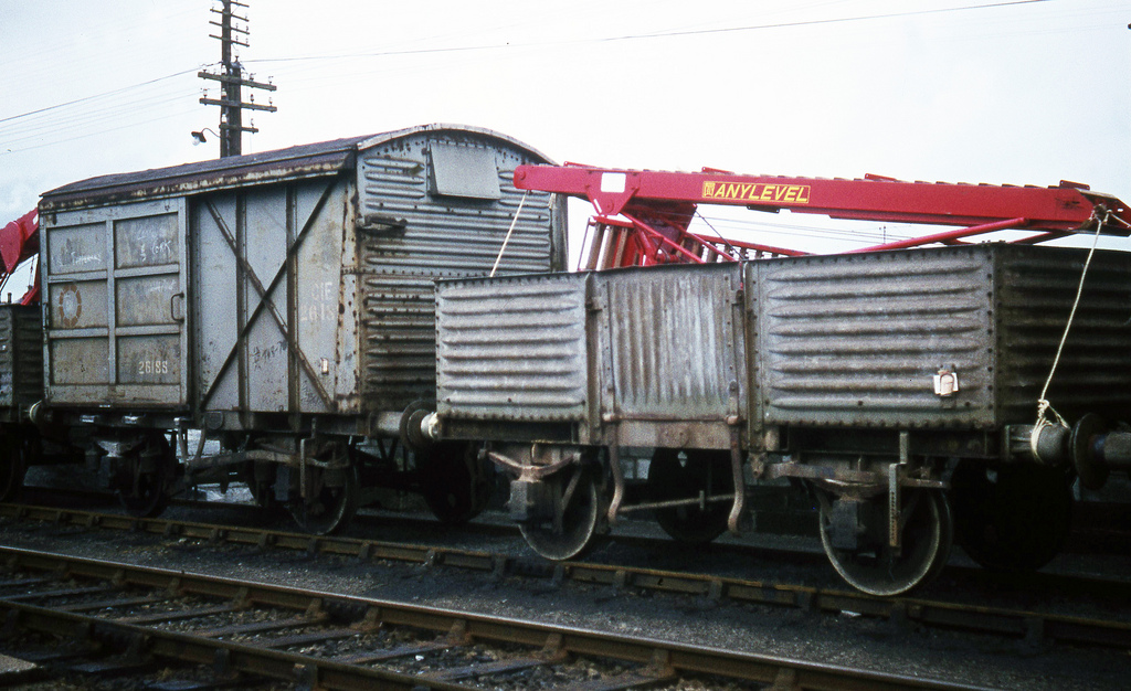 Pallet Van + Open Wagon