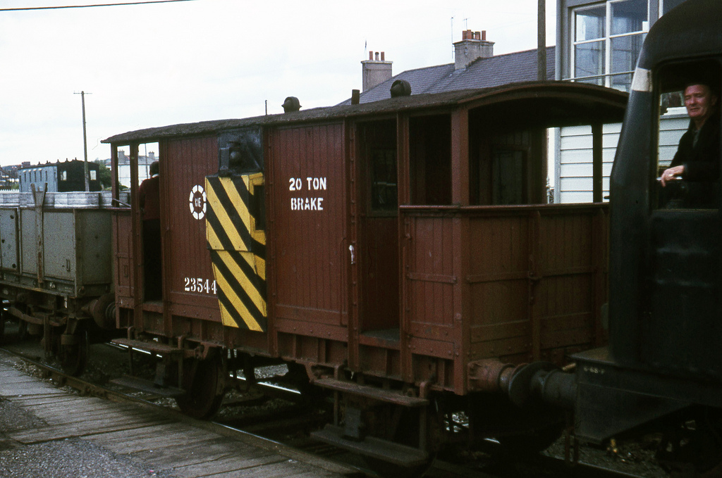 Planked Brakevan