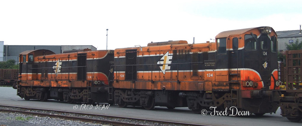 Irish Rail GMs 124 + 134 in Heuston.