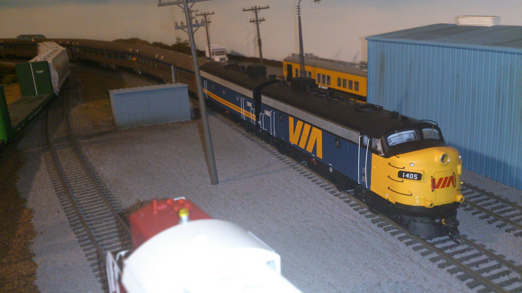 "The Canadian" Rapido Trains FP9A