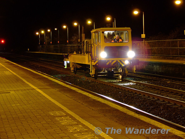 Sandite Machine No. 734, converted from a Tamper stands in Kildare waiting to depart with nightly Sandite working over the Dublin Suburban System. It will visit Connolly, Maynooth, Bray, Malahide during the night before returning to Kildare. Thurs 26.11.09