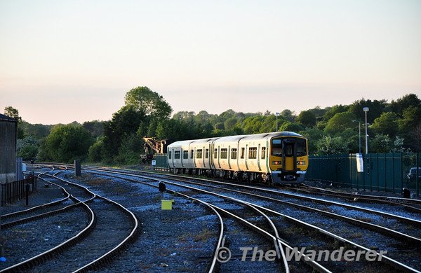 2605 + 2616 + 2601 + 2602 stabled at Mallow. They would later go empty to Cork. Fri 07.06.13