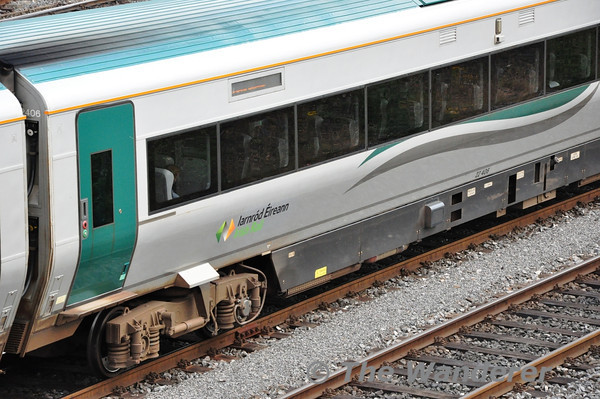 I.E. have started to apply the new I.E. logo to the 22000 Class Fleet. So far the logo change has been applied to set outbased at Drogheda Depot with one set being done a day. One of the sets done, 22006, shows off the new logo as it arrives at Heuston with the 1115 from Kildare. Sun 14.07.13