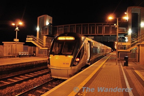 The last departure of the day from Portlaoise is the 2225 all stations Commuter Service to Dublin Heuston. This service takes a connection out of the 2020 Cork - Heuston Intercity service. 22022 is pictured in the Down Platform at Portlaoise a few minutes before departure. Thurs 22.08.13