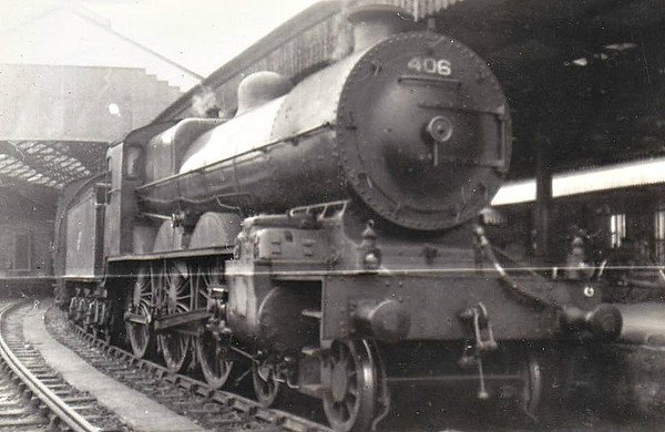 Class B 2 - 406 - GS&WR Class 400 4-cylinder compound 4-6-0, built 1921 by Inchicore Works as GS&WR No.406 - 1925 to GSR, 1930 rebuilt as 2-cylinder simple, 1945 to CIE - withdrawn in 1957 - seen here at Cork Glanmire Road in 09/54.