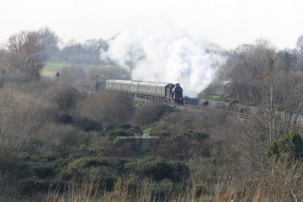 15.12.19. Railway Preservation Society of Ireland Santa Special Train hauled by loco 131 passes Craigavon Lakes heading from Portadown to Lisburn.