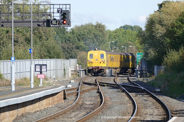 10.10.16. Photos at Portadown Station of the first 2016 day runs of the NIR Sandite Train. the train is seen here arriving on its run from York Road Depot Belfast.