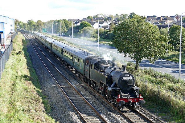 23.9.18. RPSI Steam Enterprise with Loco No 4 passes Seagoe Portadown heading for Dublin.