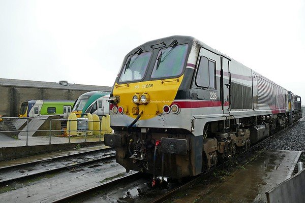13.10.18. GM 228 & 083 at Dublin Connolly , 228 hauled 083 back to Connolly after 083 failed at Killester Dart station while running light engine.
