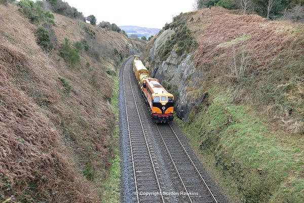 2.3.17 Irish Rail GM 071 with the Irish Rail Sperry Train passes the Wellington Cutting  outside Newry heading from Dundalk to Newry.