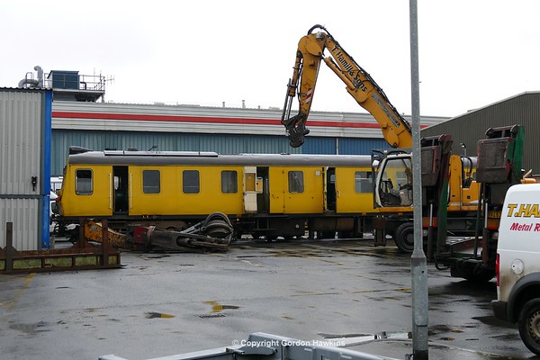 11.3.17. NIR 80 Class Powercar 8094 gets scrapped at York Road Depot Belfast.