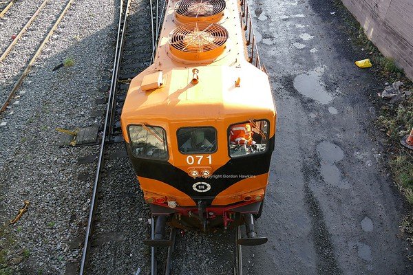 9.2.19. GM 071 shunts at North Wall Dublin.
