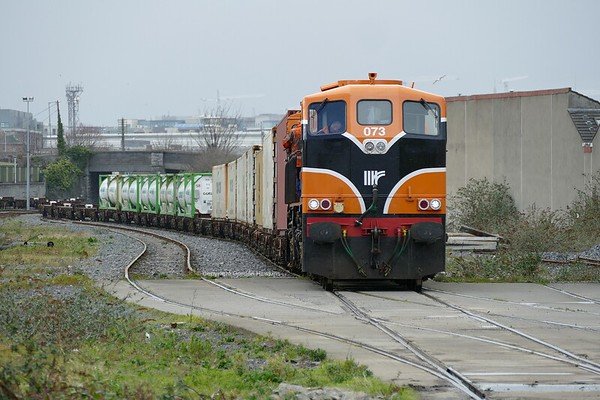 9.2.19. GM 073 at North Wall Dublin with the IWT Liner from Ballina .
