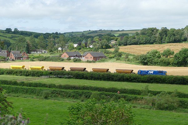 23.7.19. GM 8113 with the NIR ballast train at Poyntzpass.