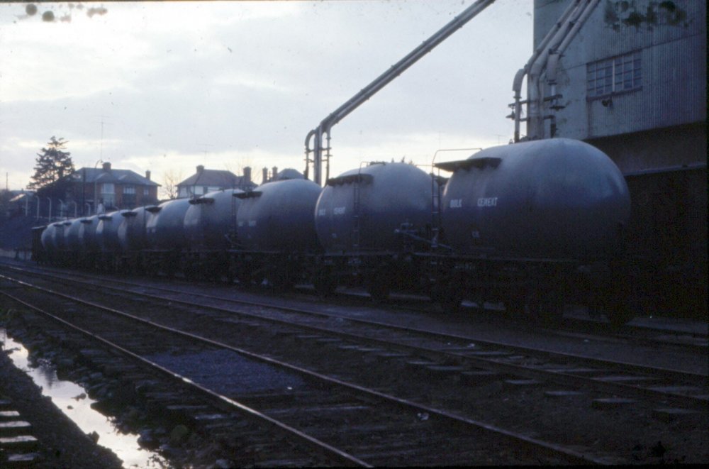 No. 591 Cement Train at Cabra.jpg