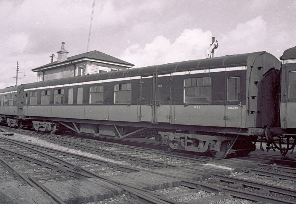 1932 at Claremorris - 1701r.jpg