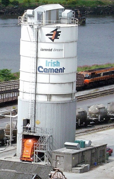 Waterford June 2005 DSC03020.jpg