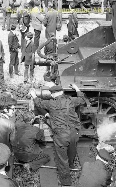 140-17 GN No171 Ireland 03-69 (Brian Boru) (K Groundwater) 170.jpg