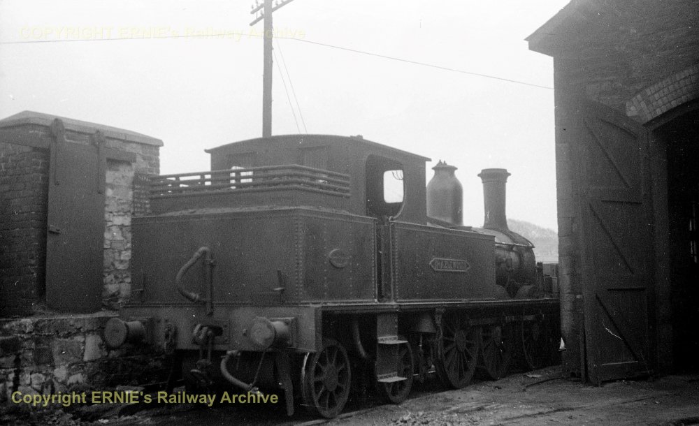 1953-04-22 SLCR Sligo shed 'Hazelwood' HCimg215.jpg