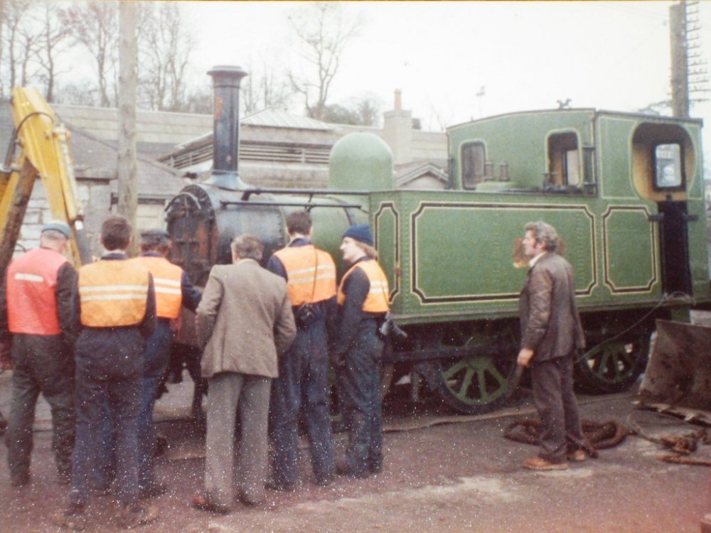 90 departs plinth.JPG