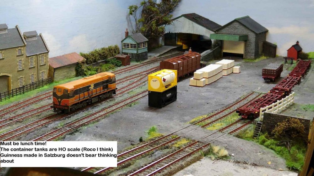 Glengarriff Lunch break.JPG