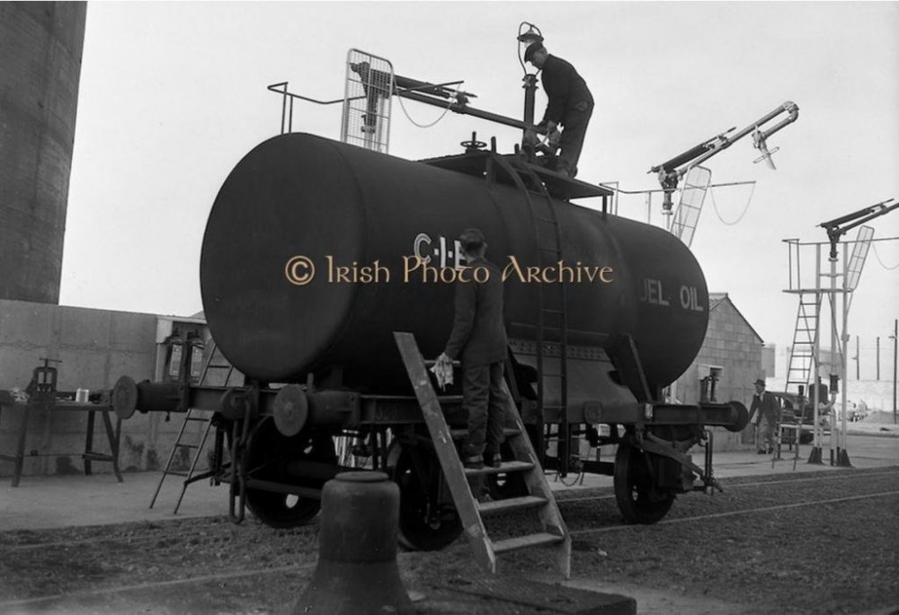CIE Fuel Oil Wagons.jpg