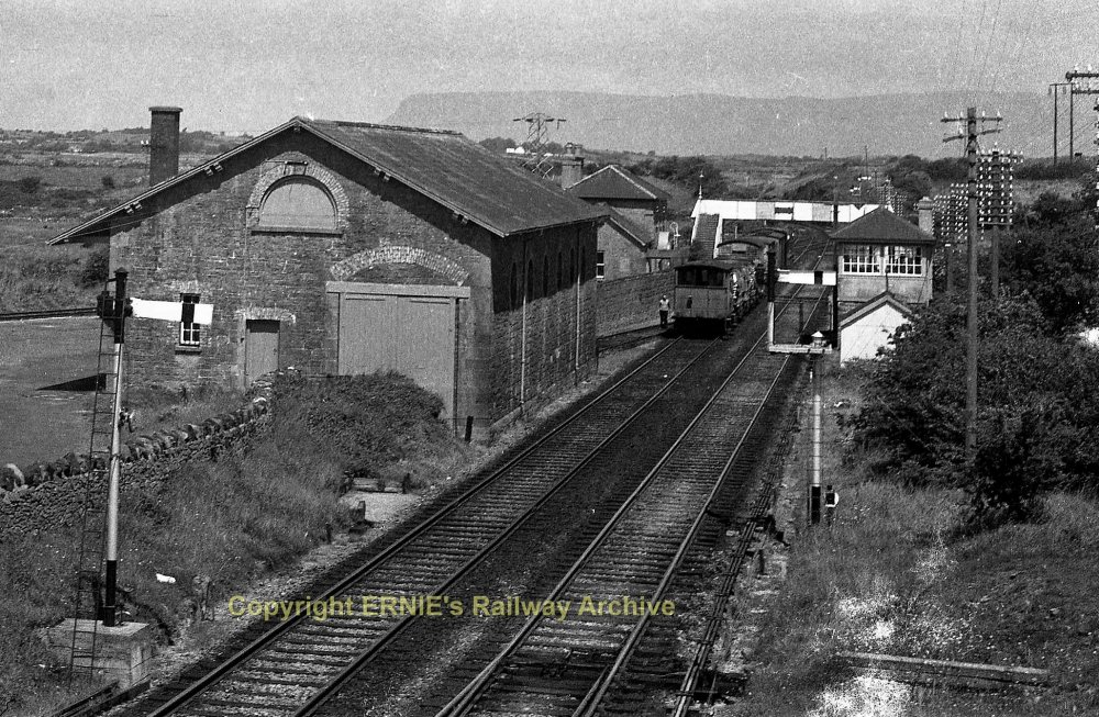 MGW 1969-xx-xx Ballysodare station enlargment.jpg