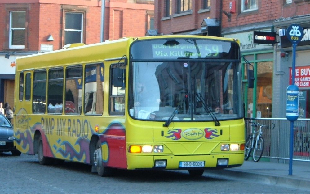 2020-10-12 DUblin Bus WV10 Today FM (7).JPG
