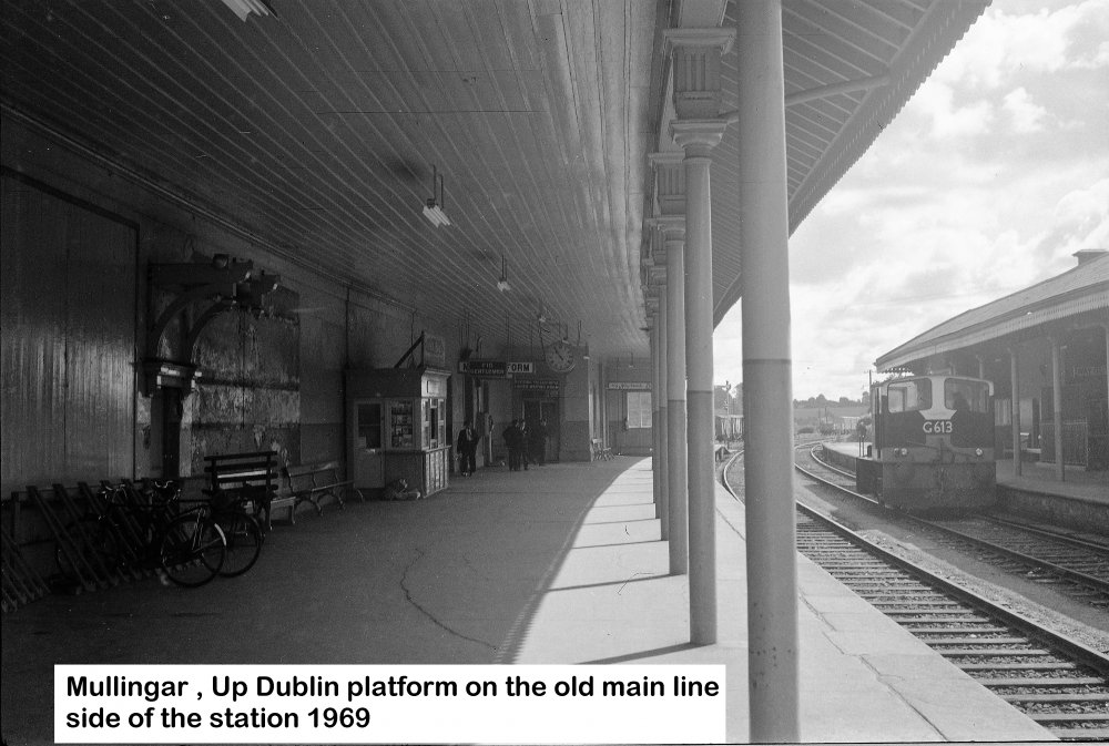 MGW 1969-xx-xx Mullingar Up platform neg085.jpg