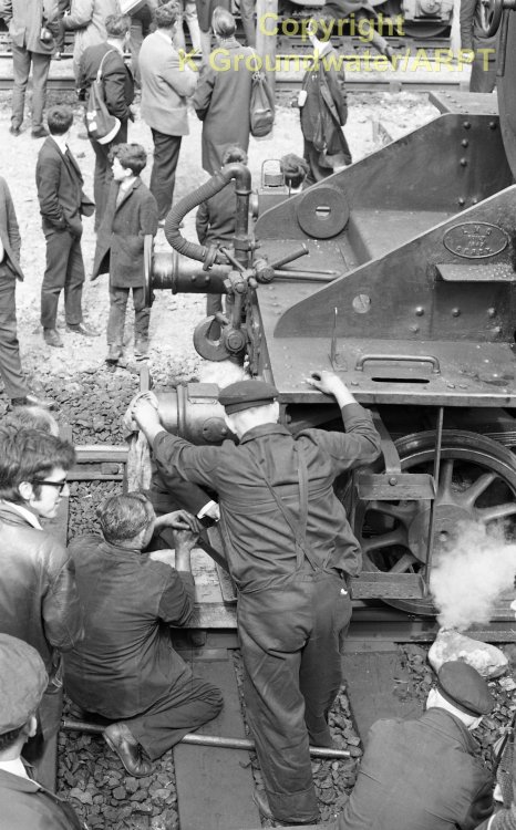 140-17 GN No171 Ireland 03-69 (Brian Boru) (K Groundwater) 170.jpg